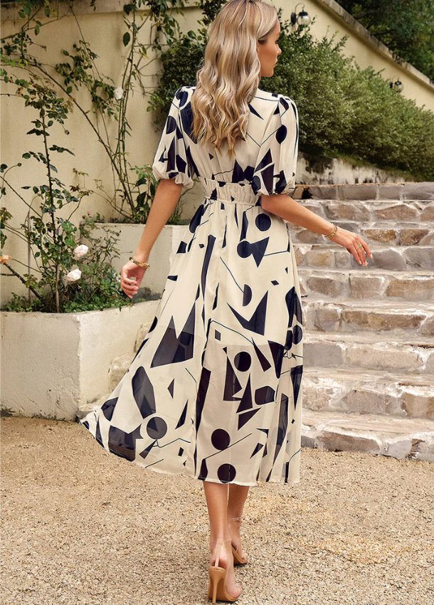 Estella | Vestido midi floral favorecedor