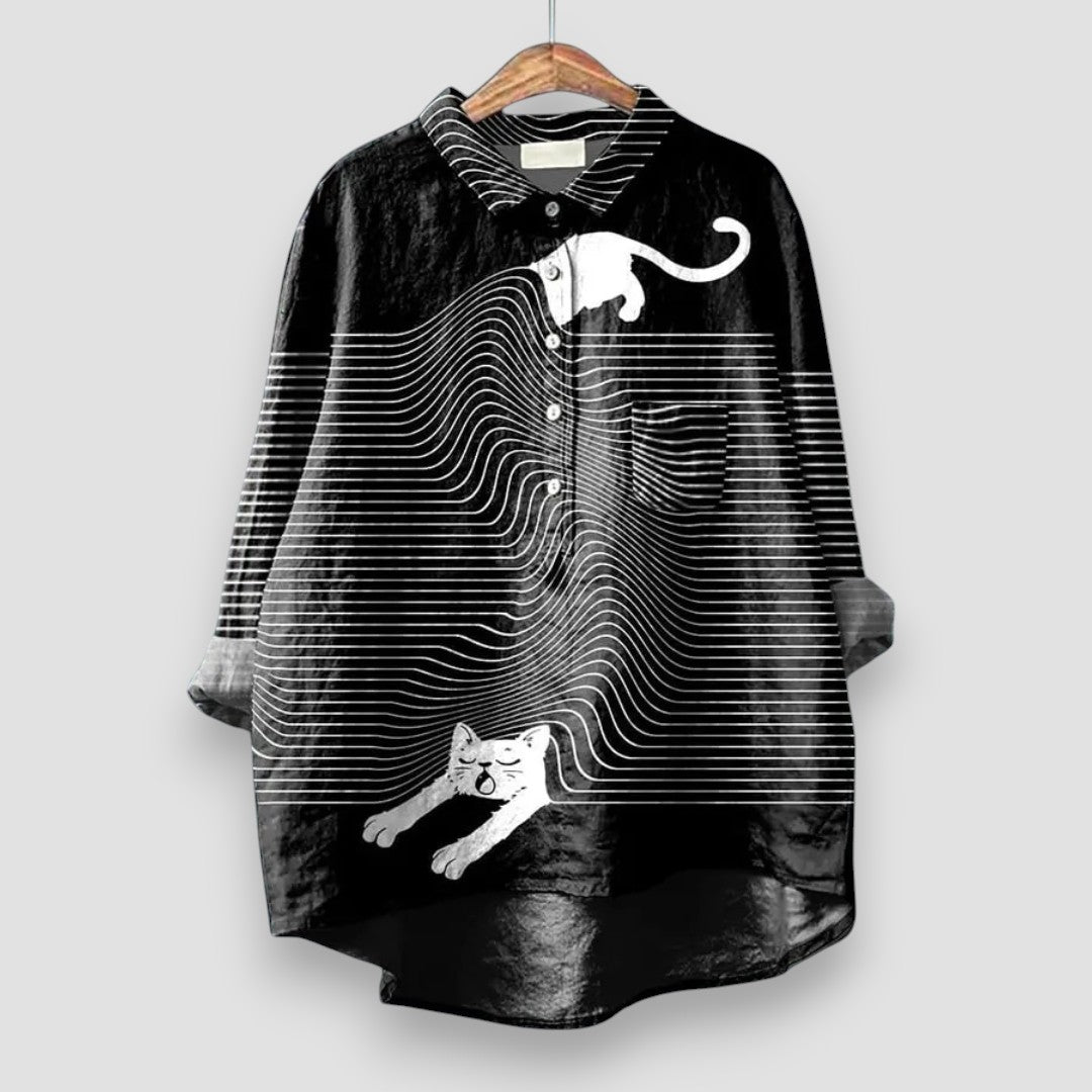Kathrin | Camisa de mujer con estampado de perro