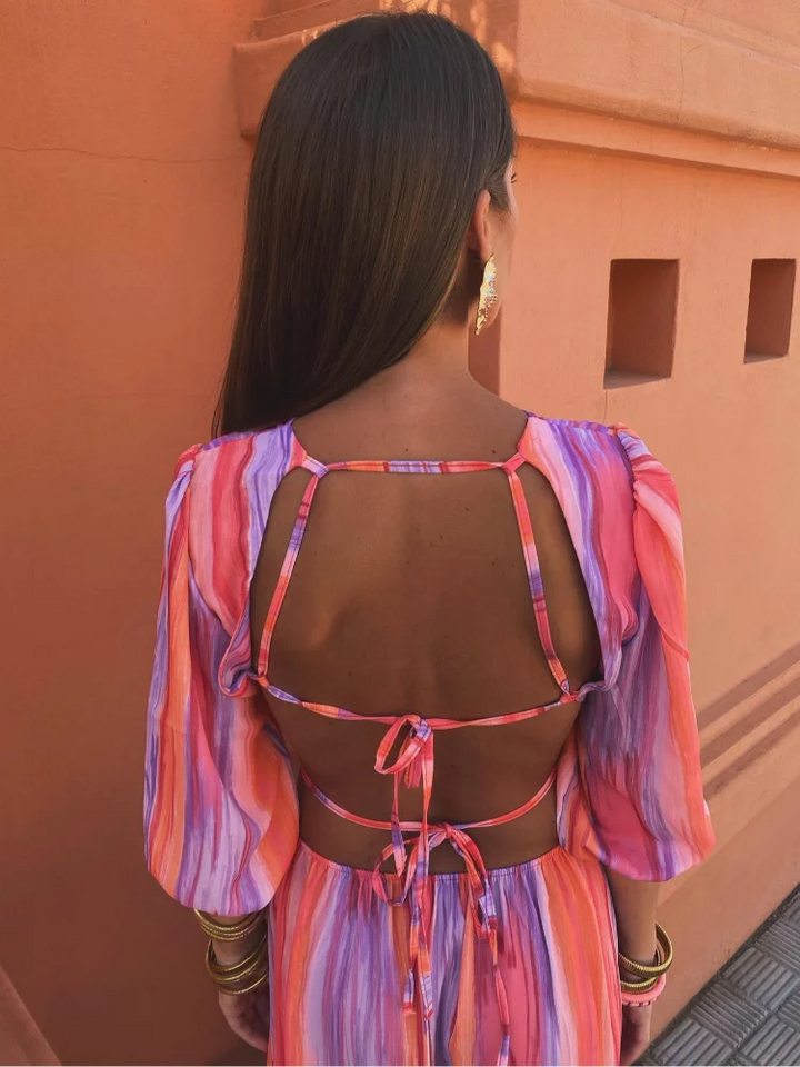 SOLA | ELEGANTE VESTIDO SIN ESPALDA