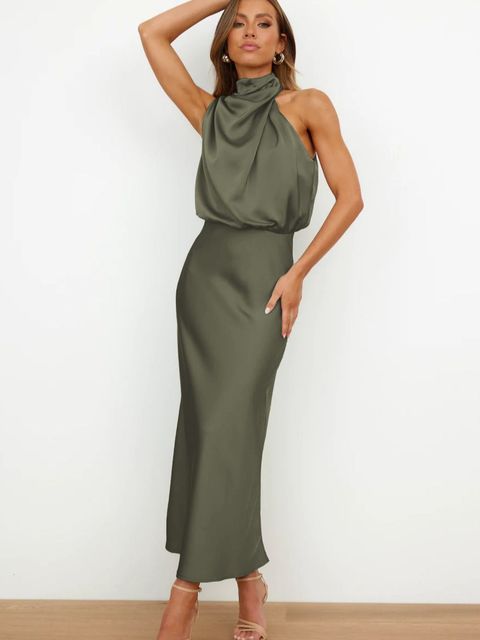 Scarlet | Glamoroso vestido midi con hombros descubiertos