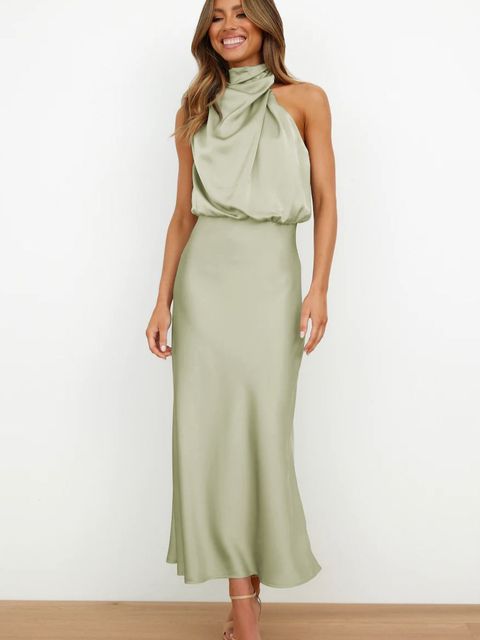 Scarlet | Glamoroso vestido midi con hombros descubiertos