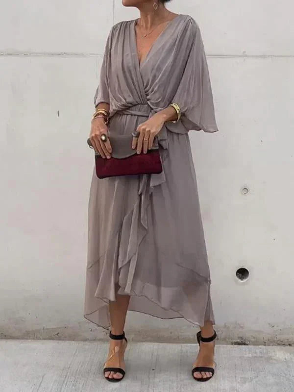 Monica | Vestido de seda con cuello en V