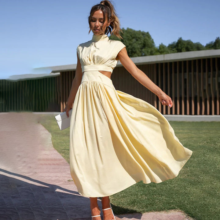 Celine | Vestido plisado con cuello halter